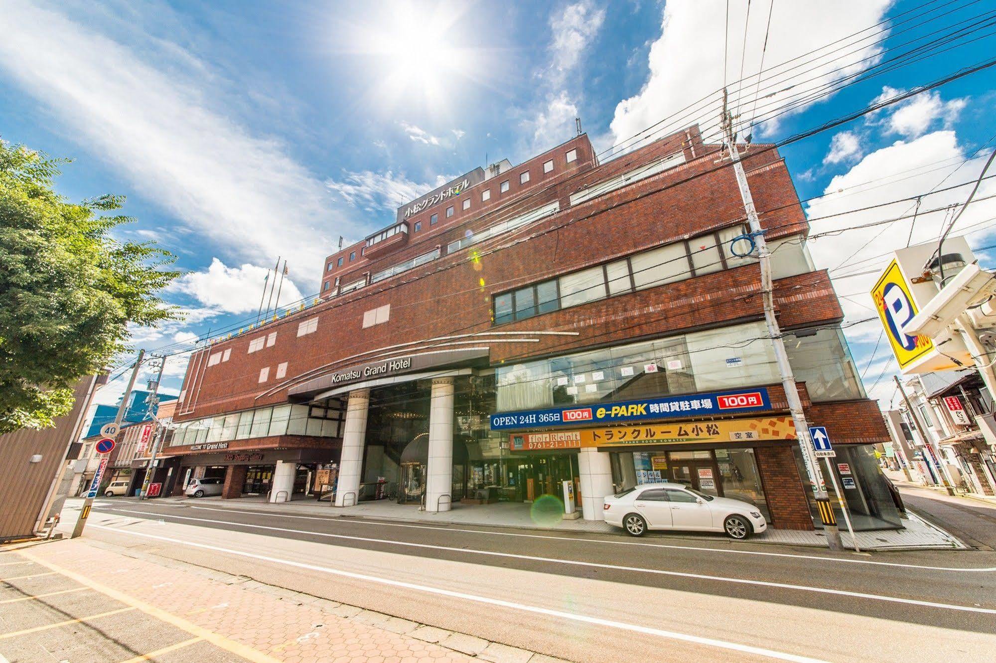 Apa Hotel Komatsu Grand Exteriör bild